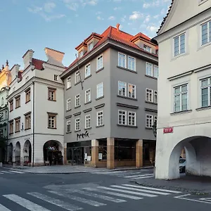 Hotell Perla, Prag